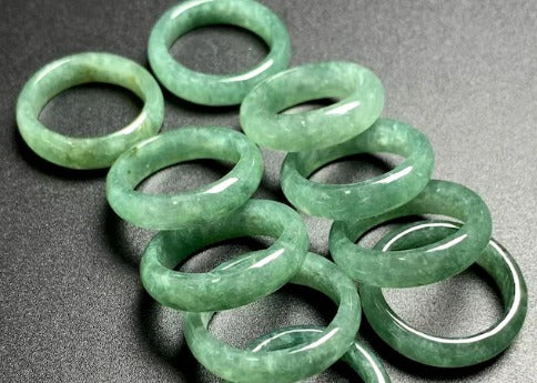 Green Jade Stone Finger Ring